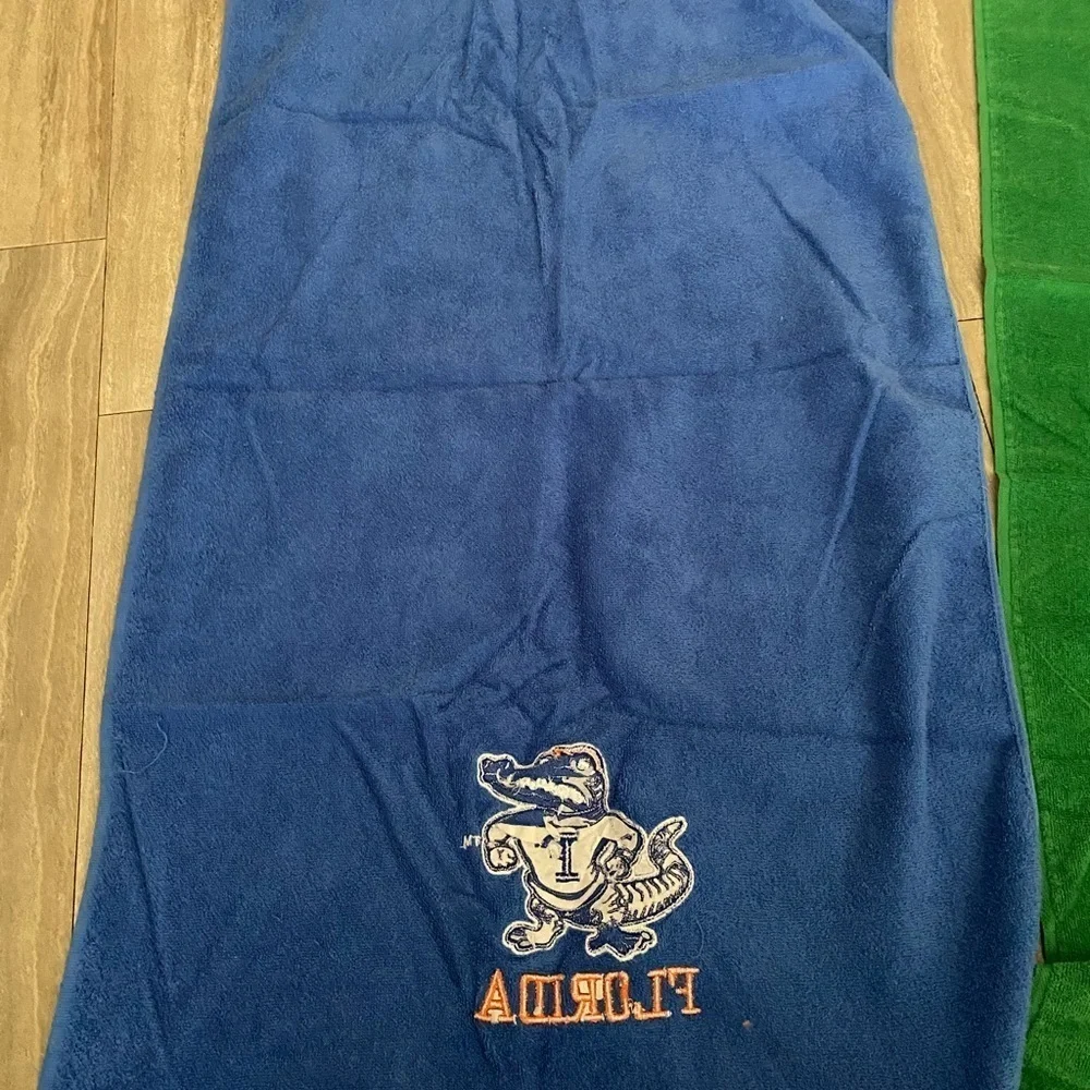 Vintage Set 2 UF Florida Gators Embroidered Towel Bath Beach Green Blue NCAA